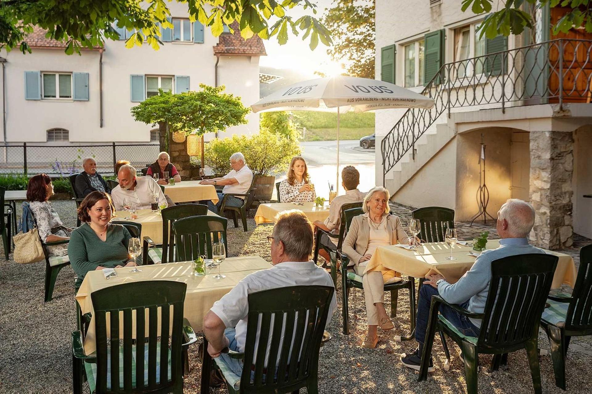 Hotel Gasthof Kroenele Лустенау Екстер'єр фото